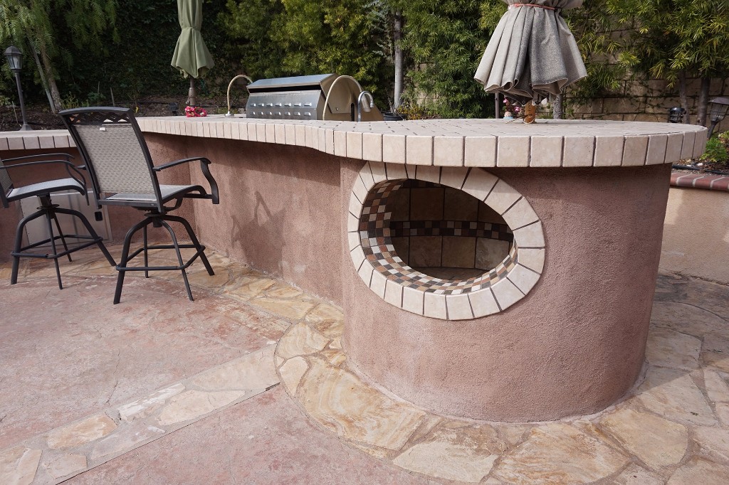 Dos Vientos Newbury Park custom outdoor BBQ with Ice Well