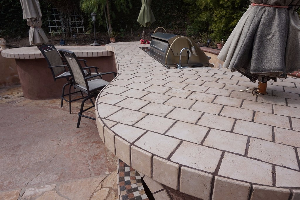 Dos Vientos Newbury Park custom outdoor kitchen countertops