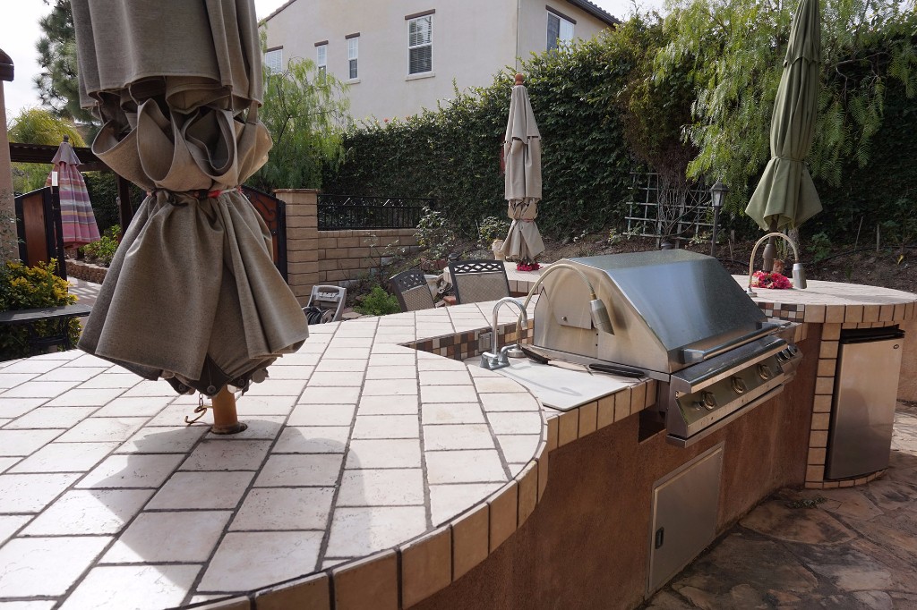 Dos Vientos Newbury Park custom outdoor grill setup